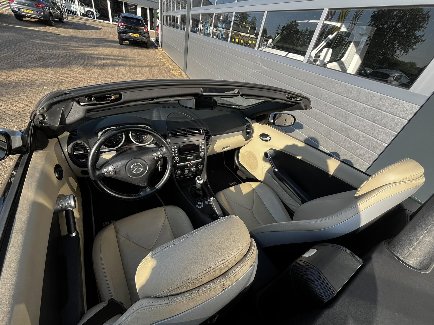 Mercedes-Benz Mercedes-Benz