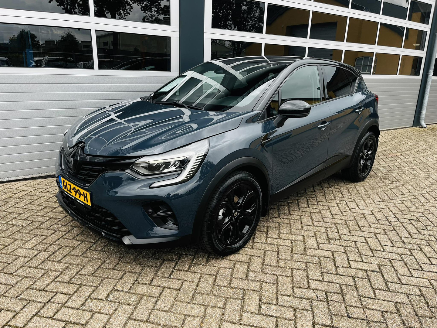 Renault Renault