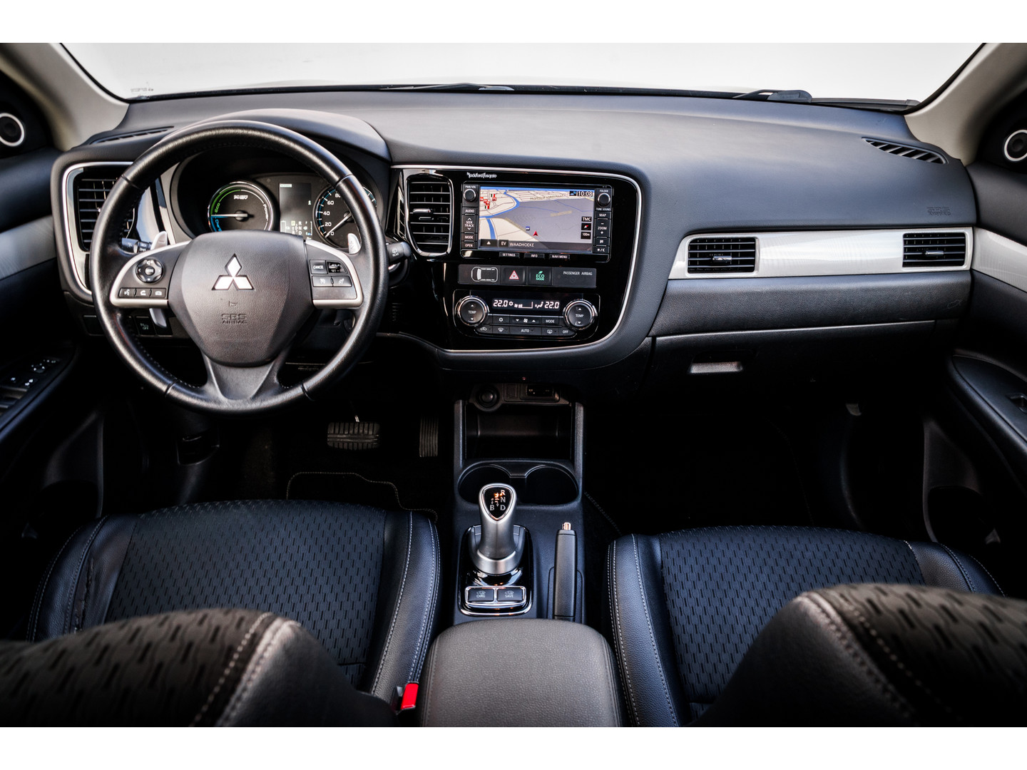 Mitsubishi Mitsubishi