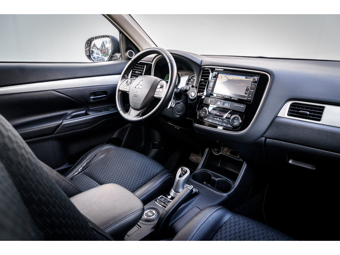 Mitsubishi Mitsubishi