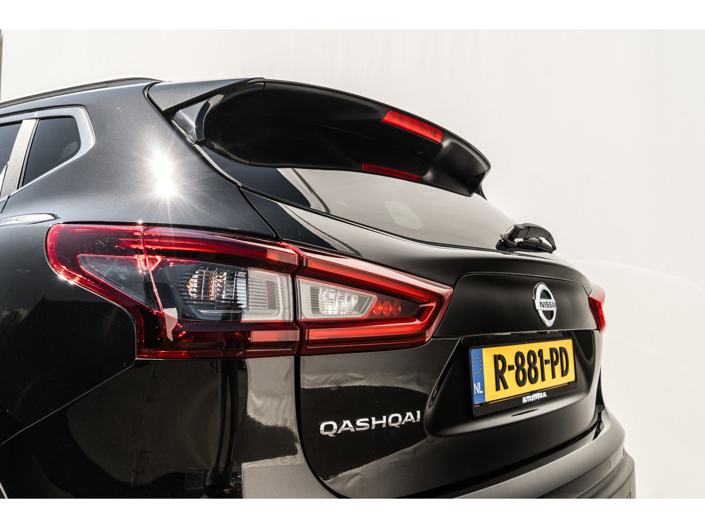 Nissan Nissan