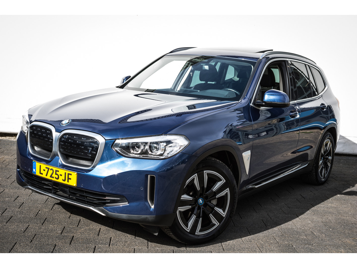 BMW BMW