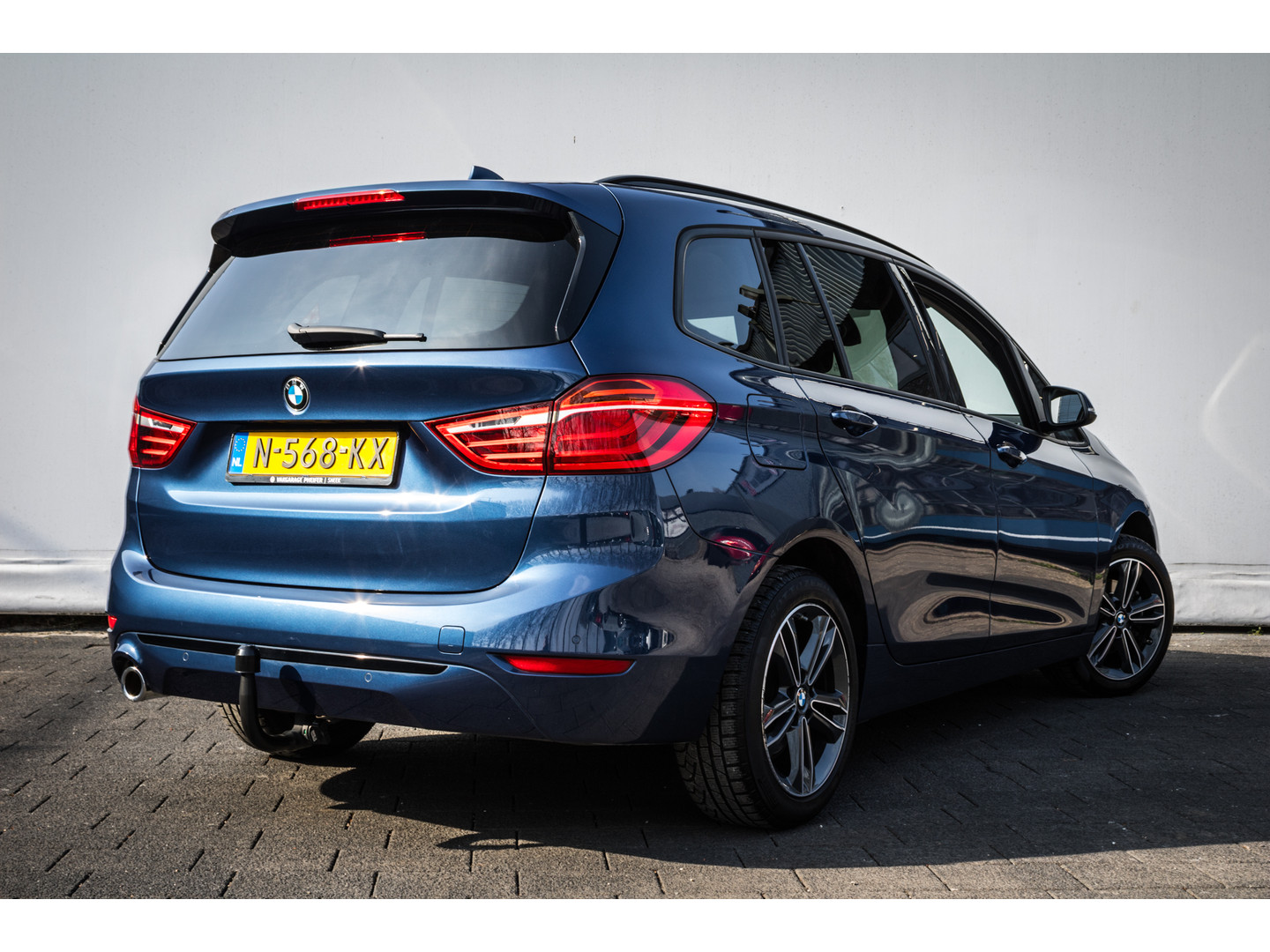 BMW BMW