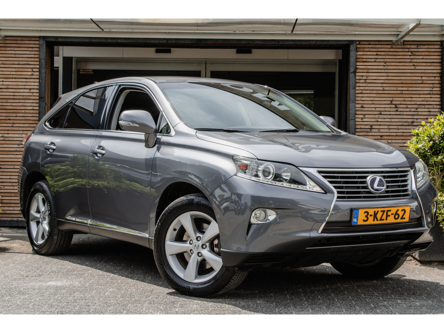 Lexus Lexus