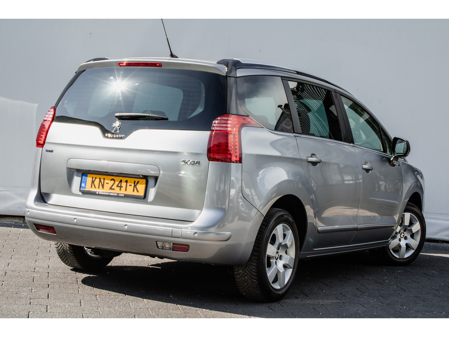Peugeot Peugeot
