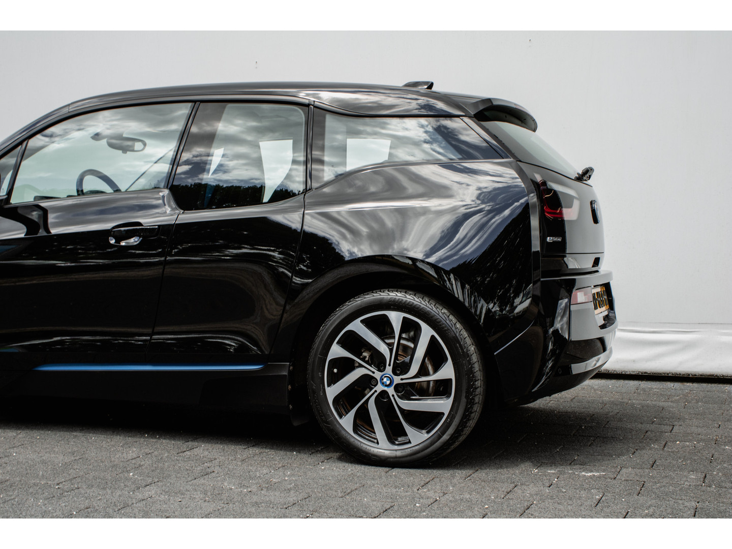BMW BMW