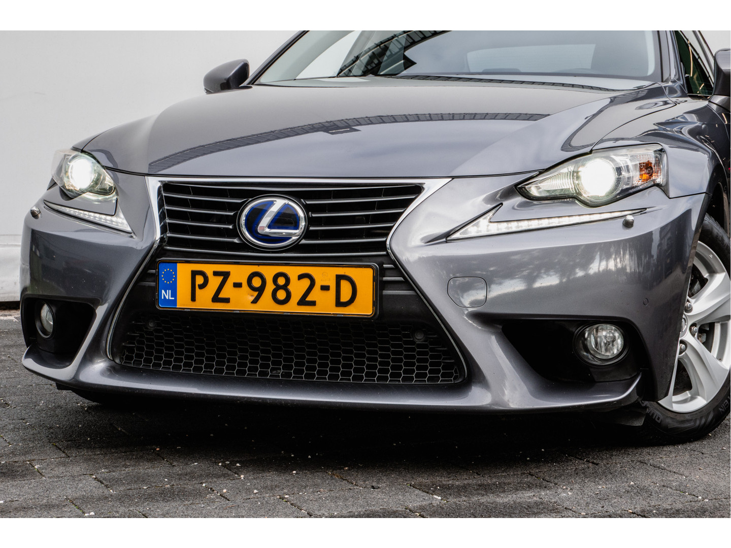 Lexus Lexus