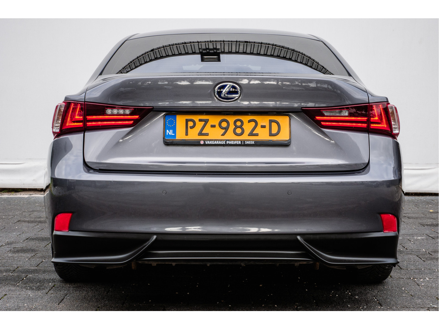 Lexus Lexus