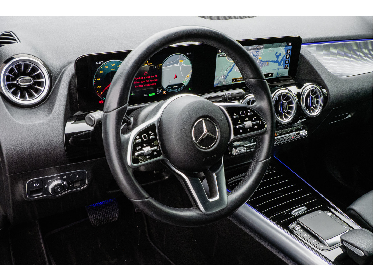 Mercedes-Benz Mercedes-Benz