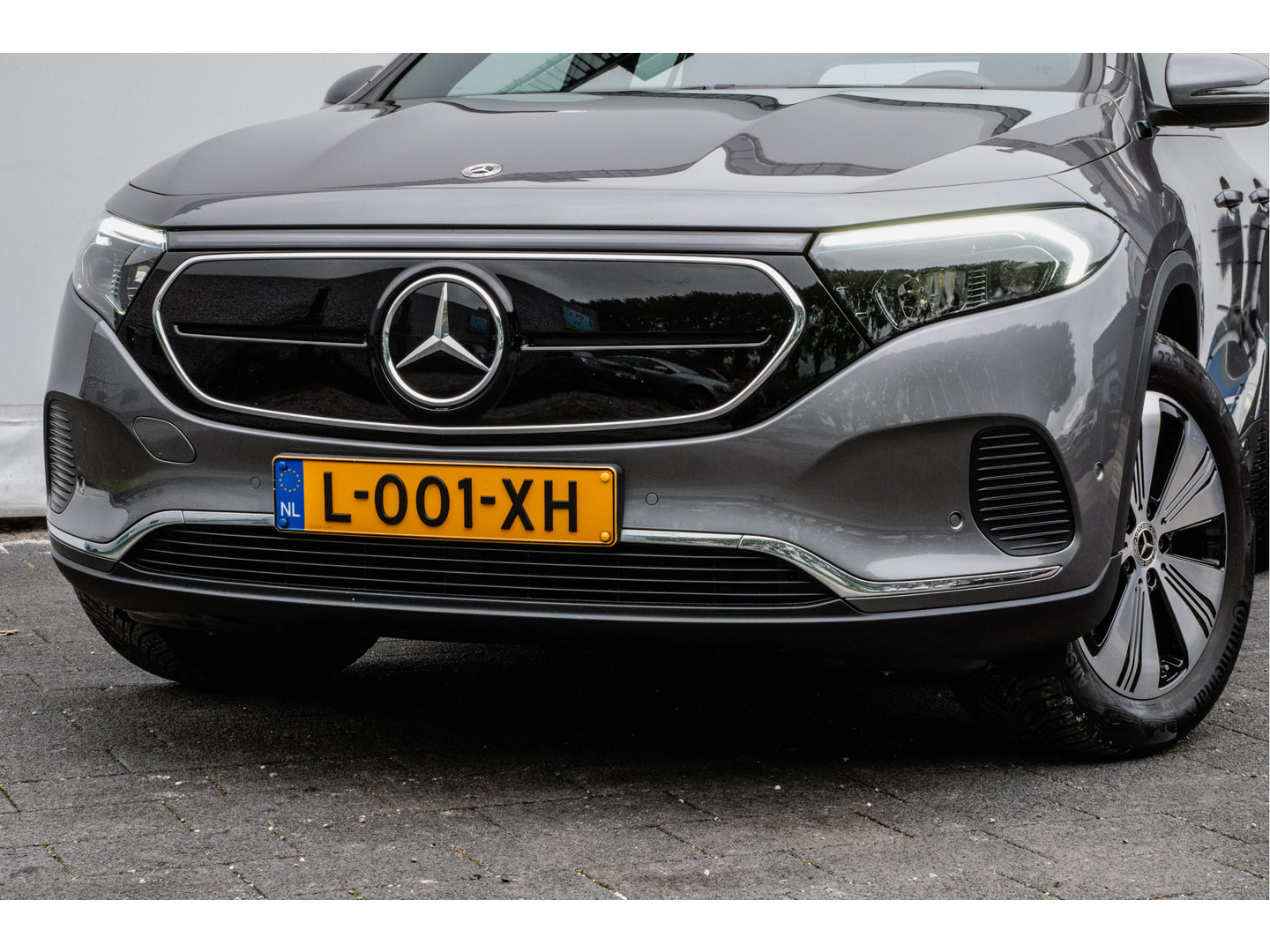 Mercedes-Benz Mercedes-Benz