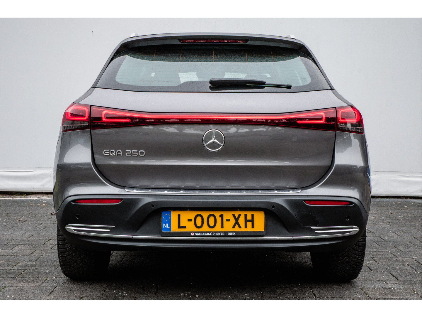 Mercedes-Benz Mercedes-Benz
