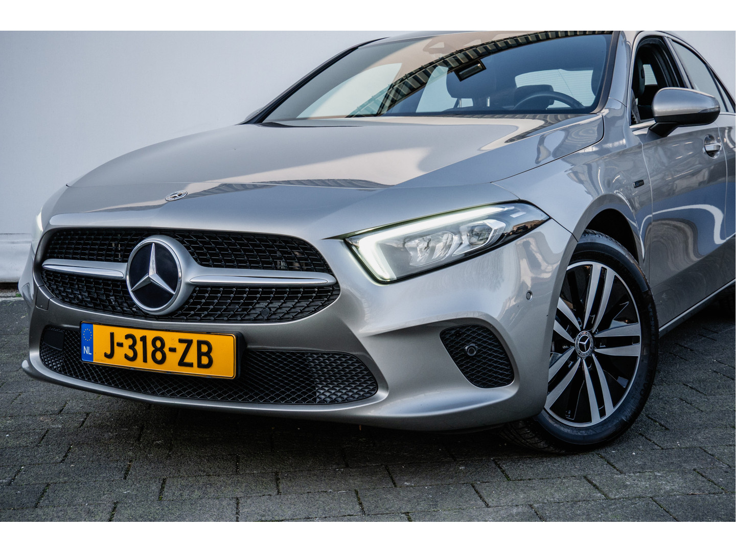 Mercedes-Benz Mercedes-Benz