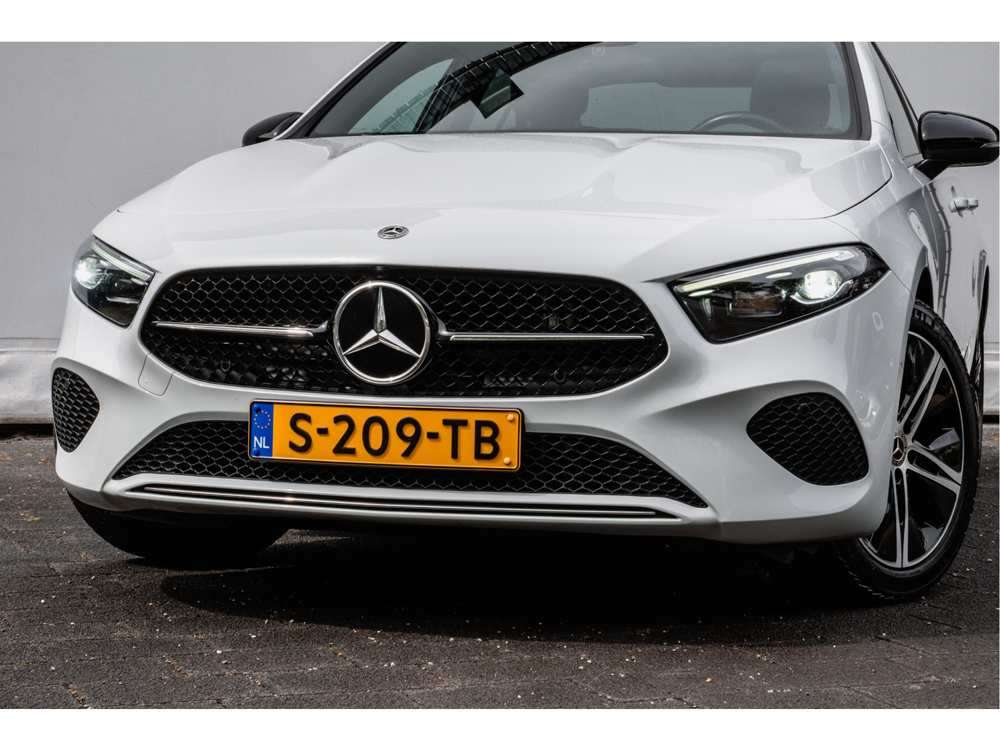 Mercedes-Benz