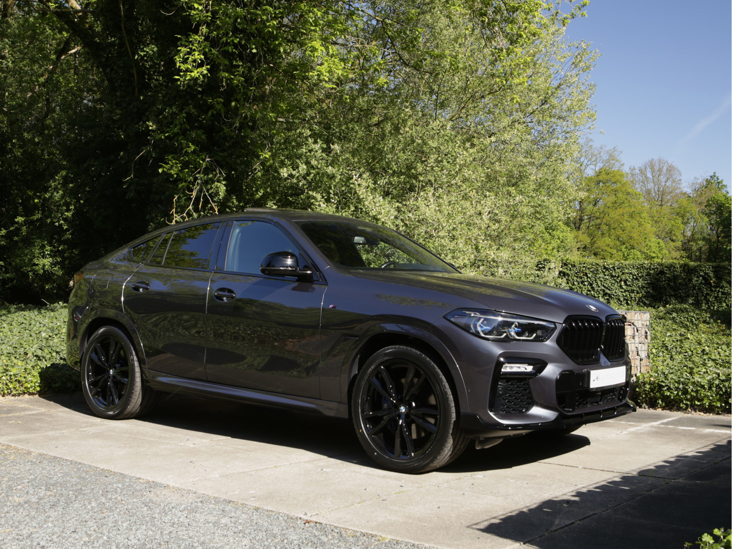 BMW