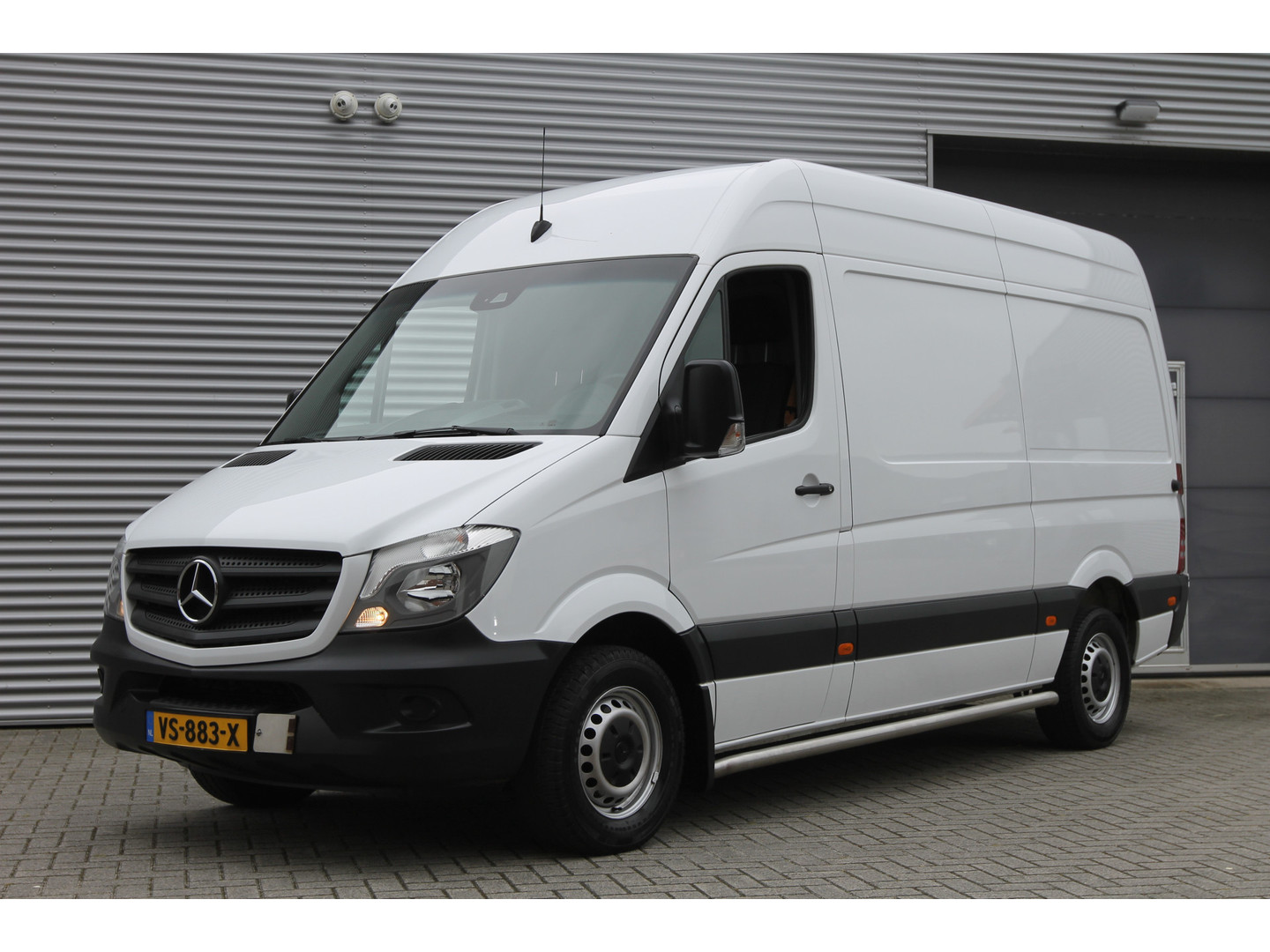 Mercedes-Benz Mercedes-Benz