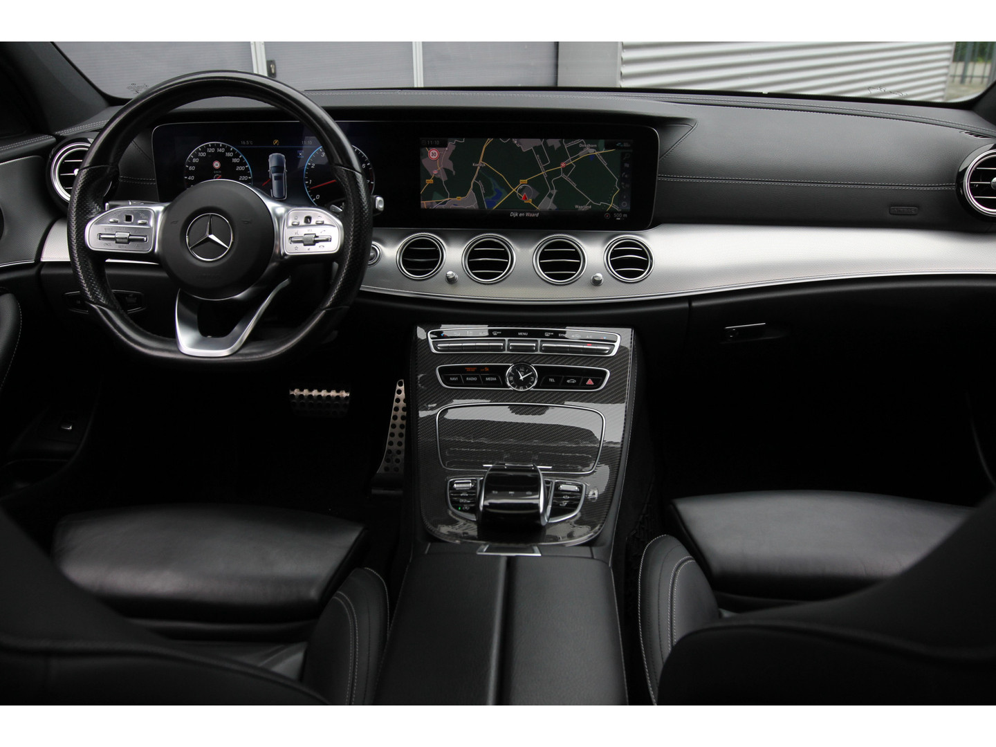Mercedes-Benz Mercedes-Benz