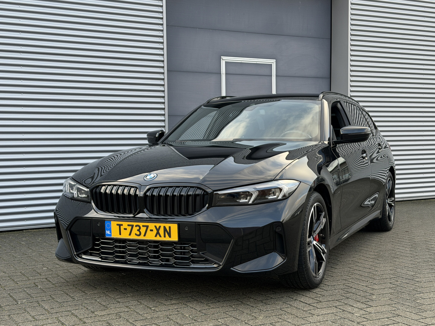 BMW BMW