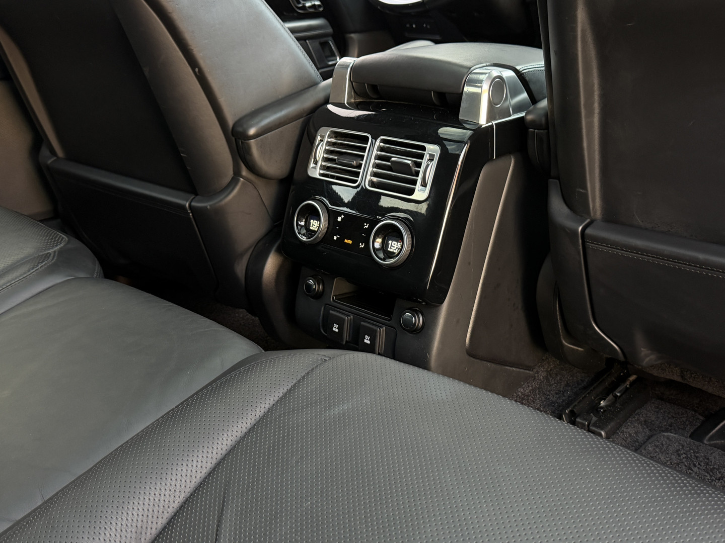 Land Rover Land Rover