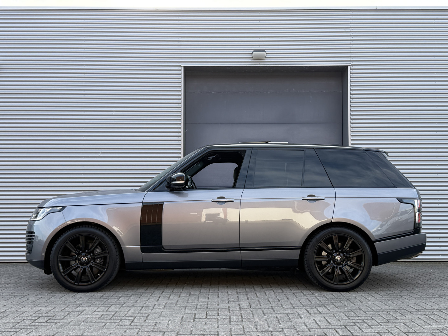Land Rover Land Rover