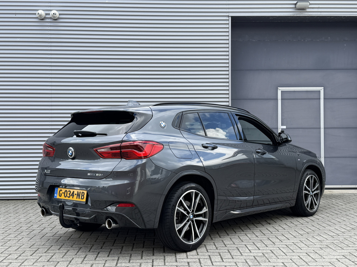 BMW