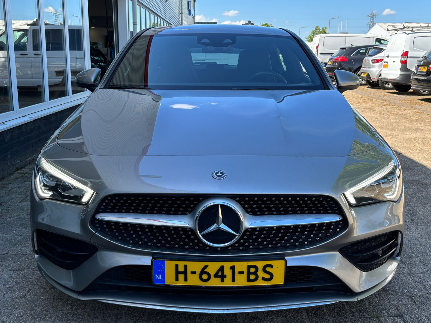 Mercedes-Benz Mercedes-Benz