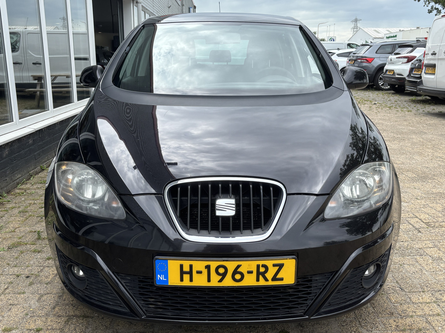 SEAT