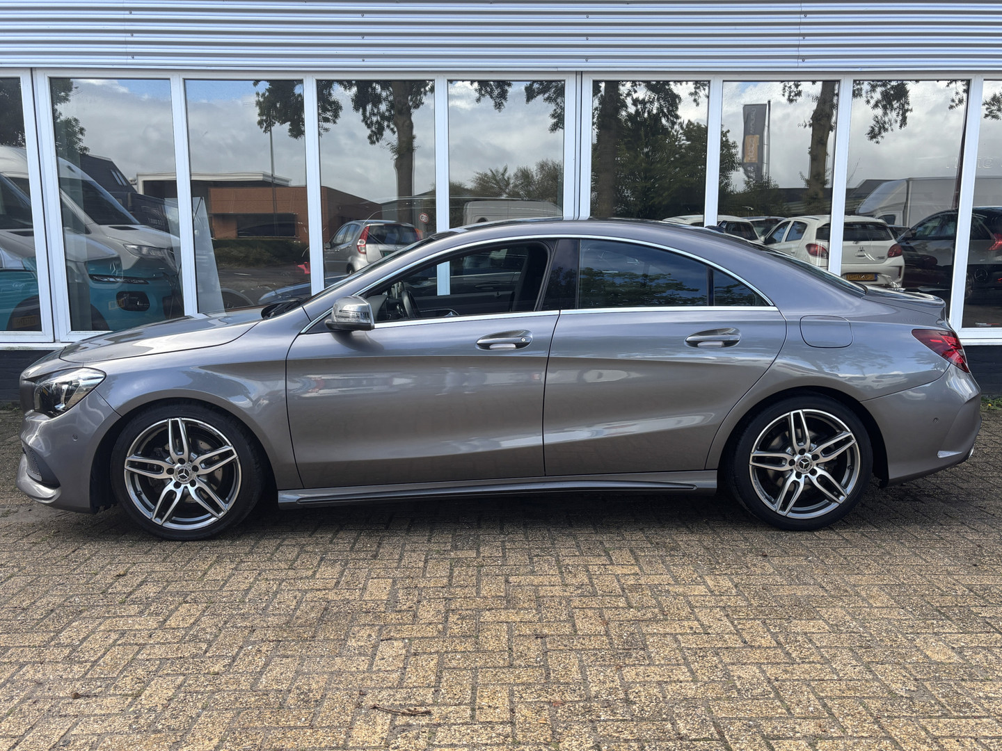 Mercedes-Benz