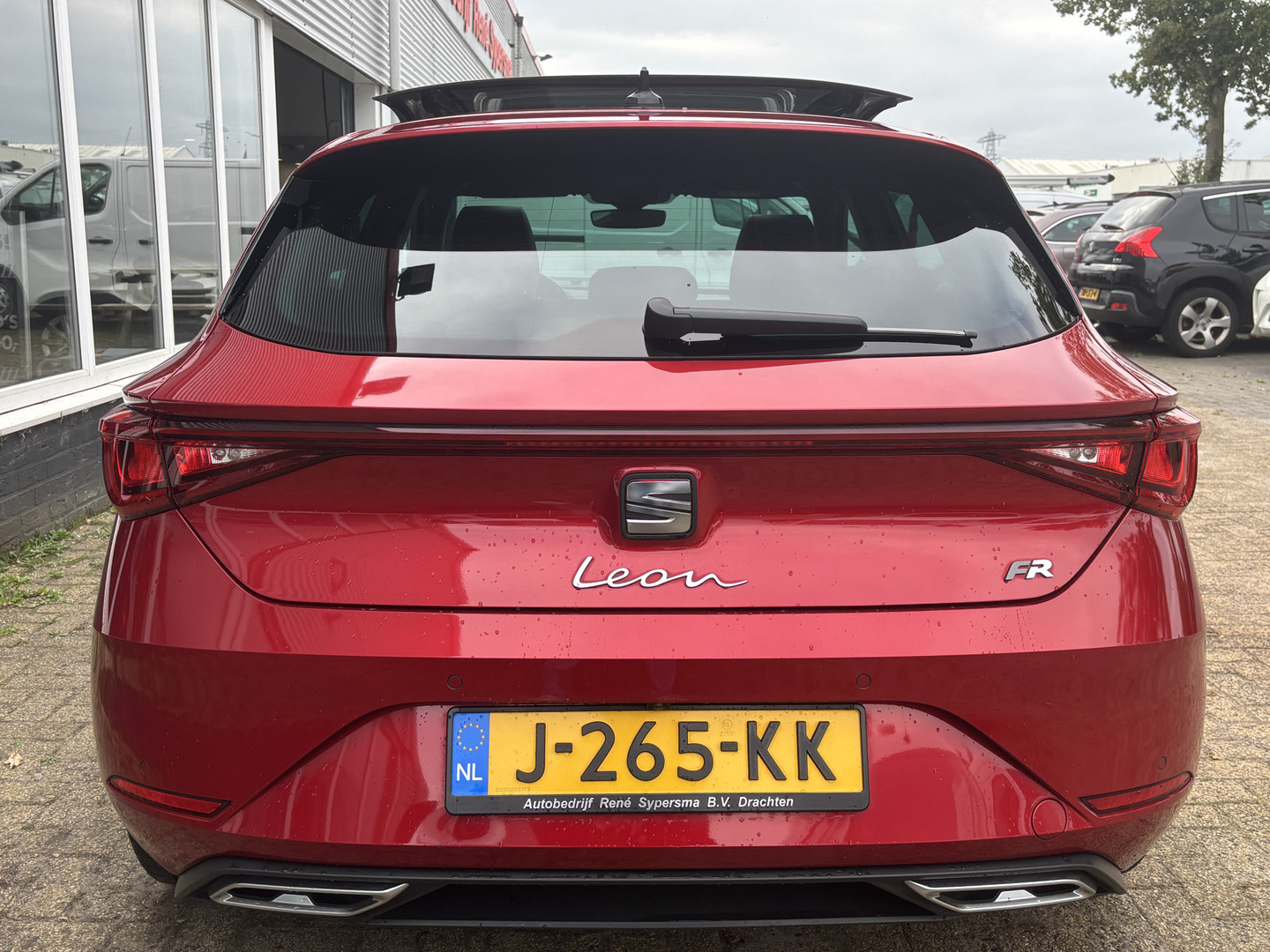 SEAT