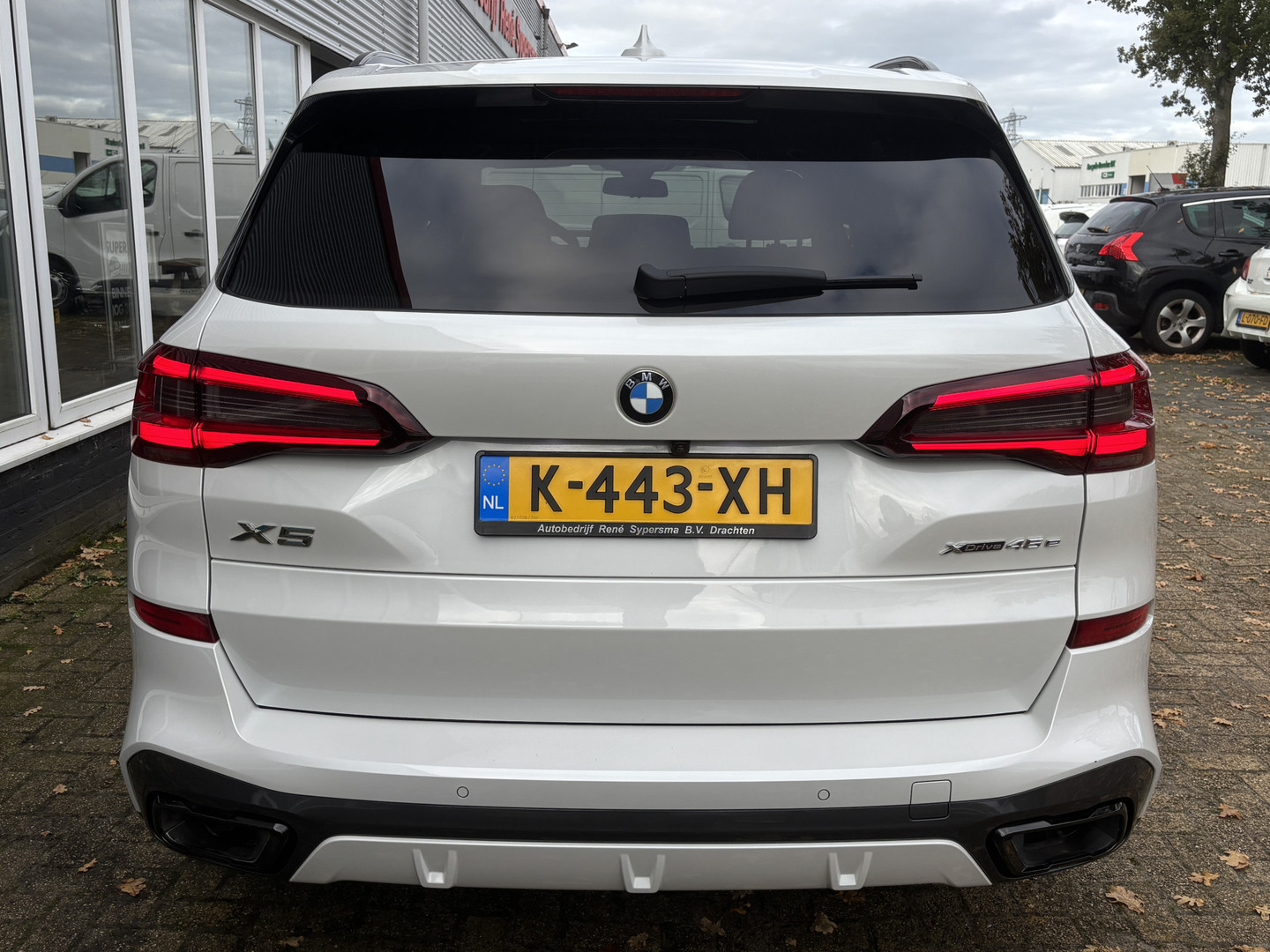 BMW