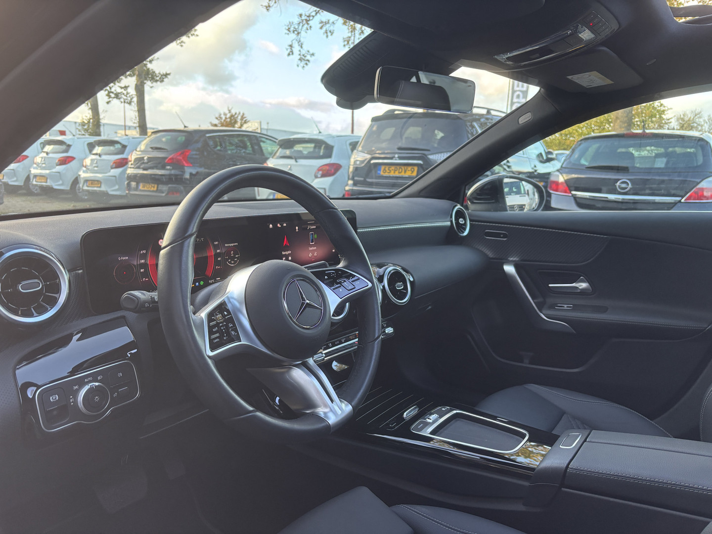 Mercedes-Benz Mercedes-Benz