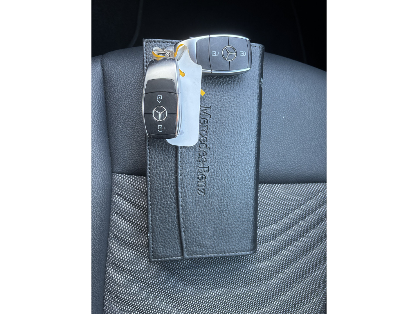 Mercedes-Benz Mercedes-Benz