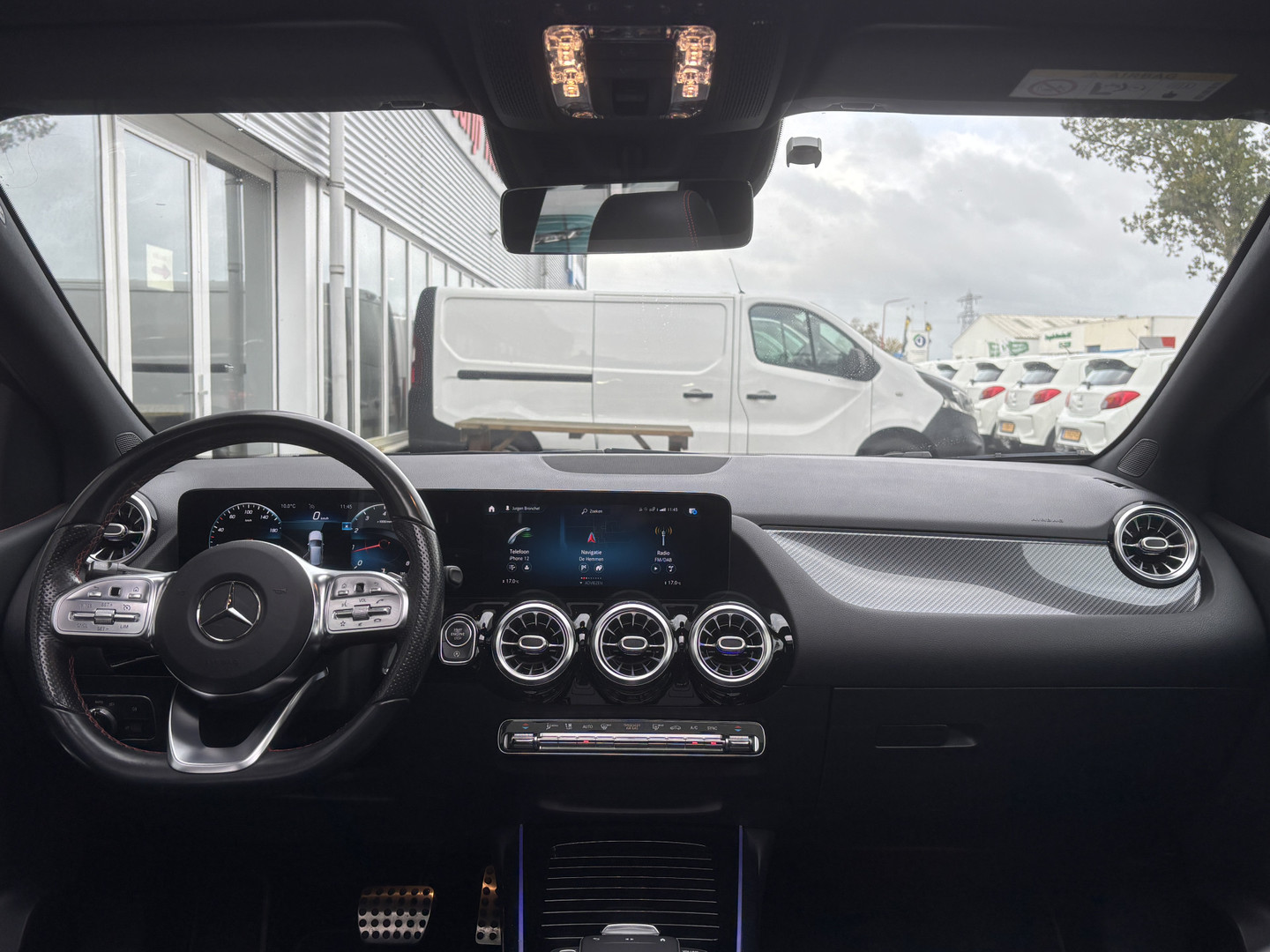 Mercedes-Benz Mercedes-Benz