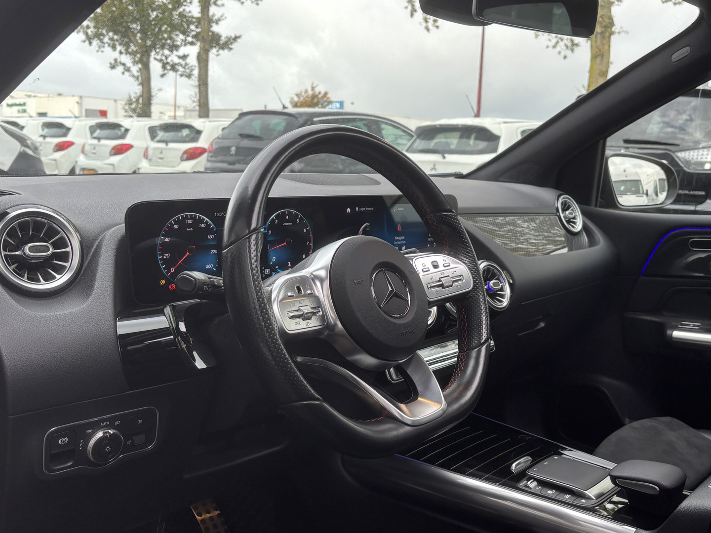 Mercedes-Benz Mercedes-Benz