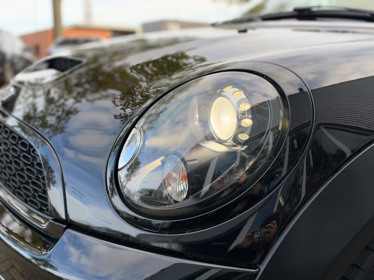MINI