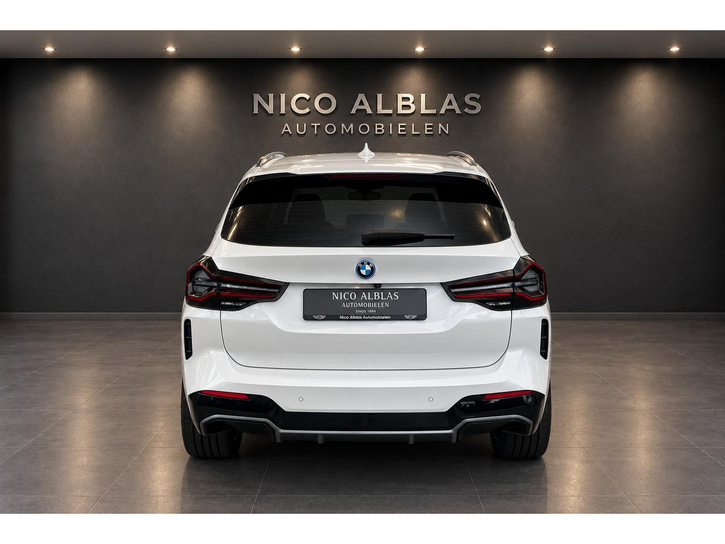 BMW BMW