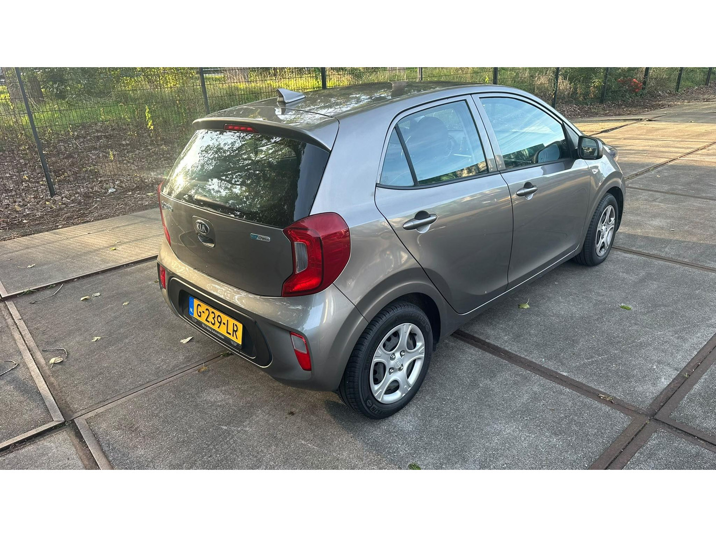 Kia