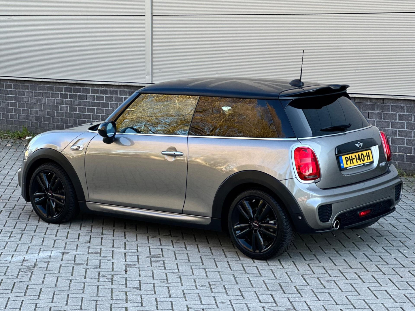 MINI