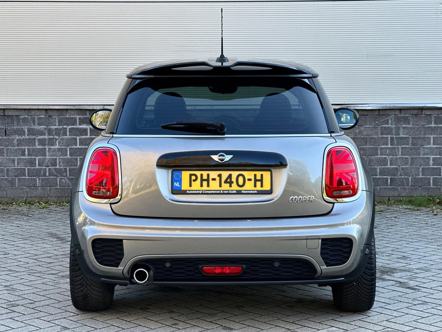 MINI