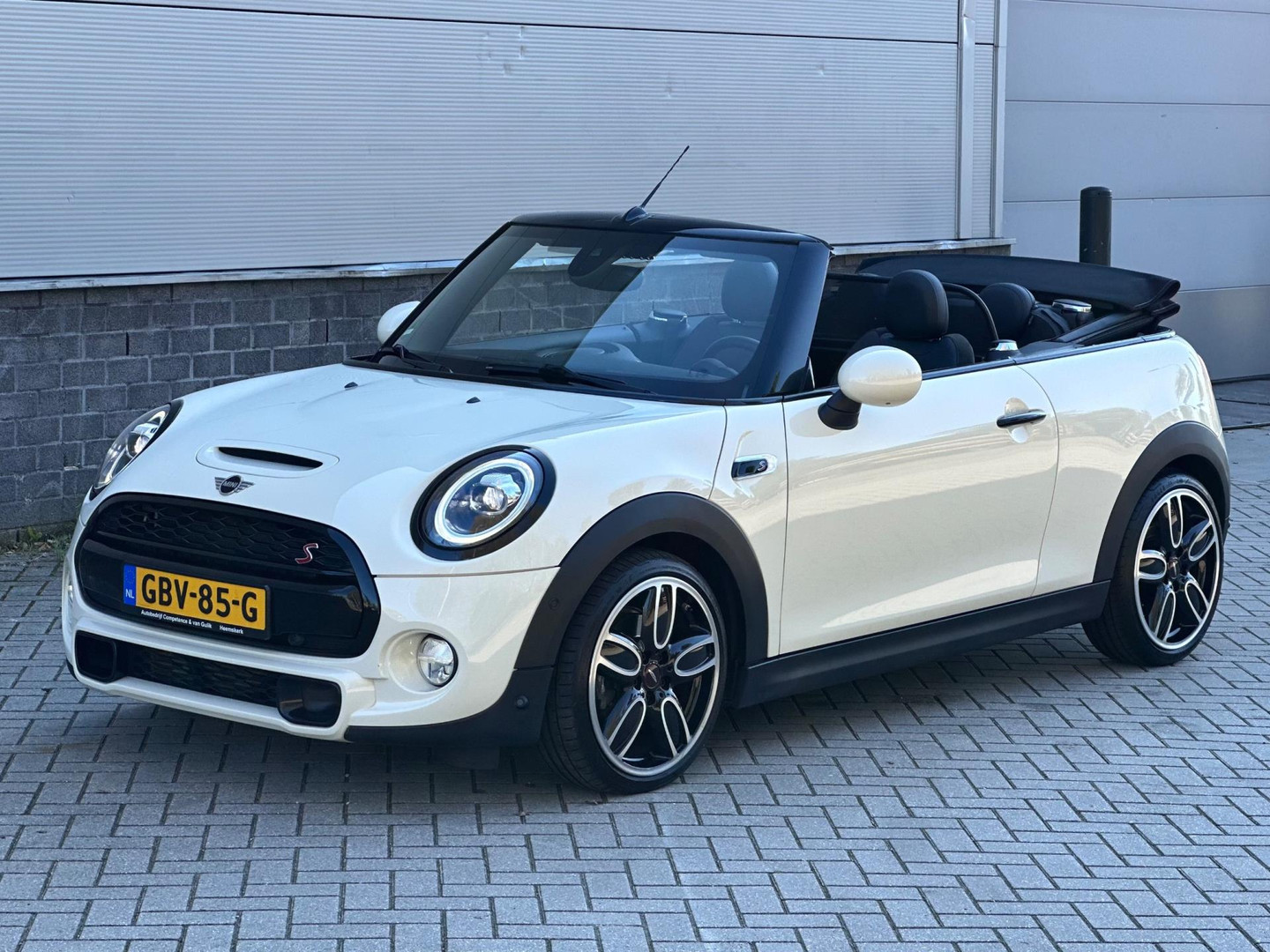 MINI