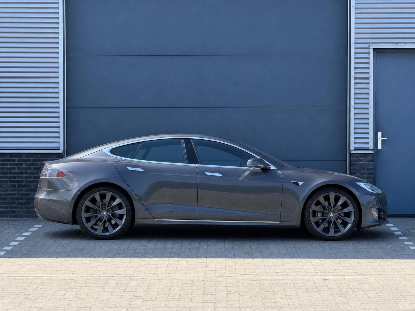 Tesla