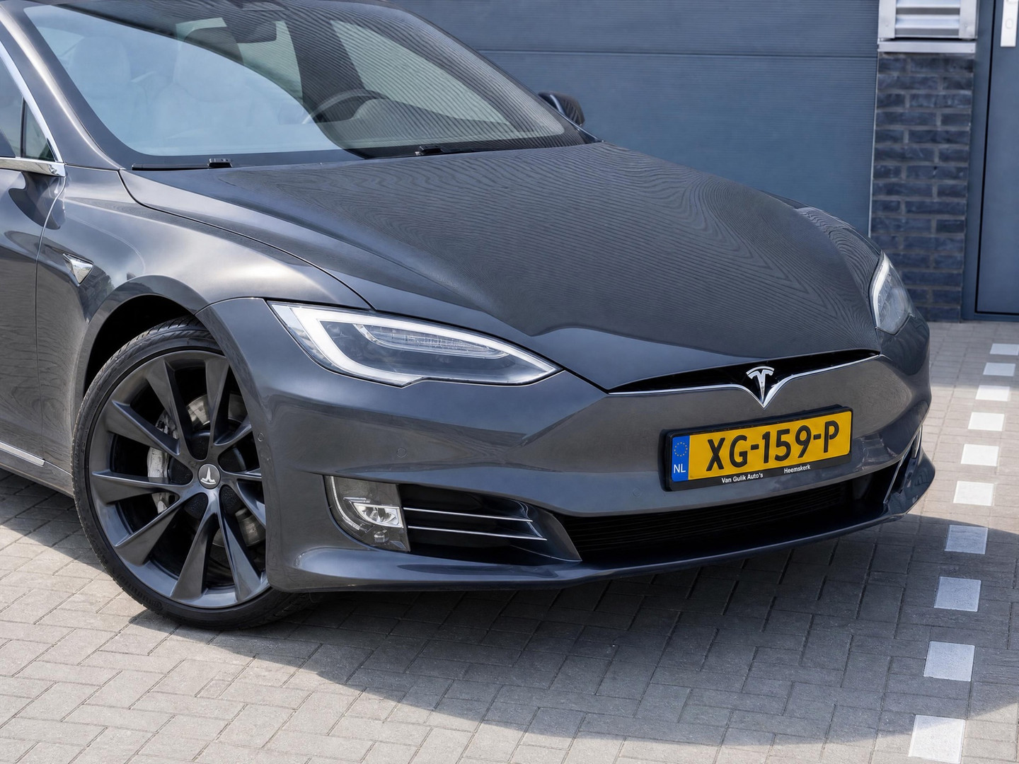 Tesla