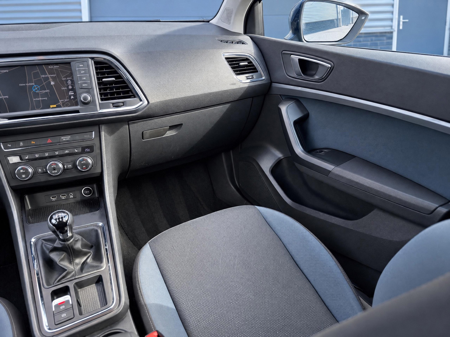 SEAT