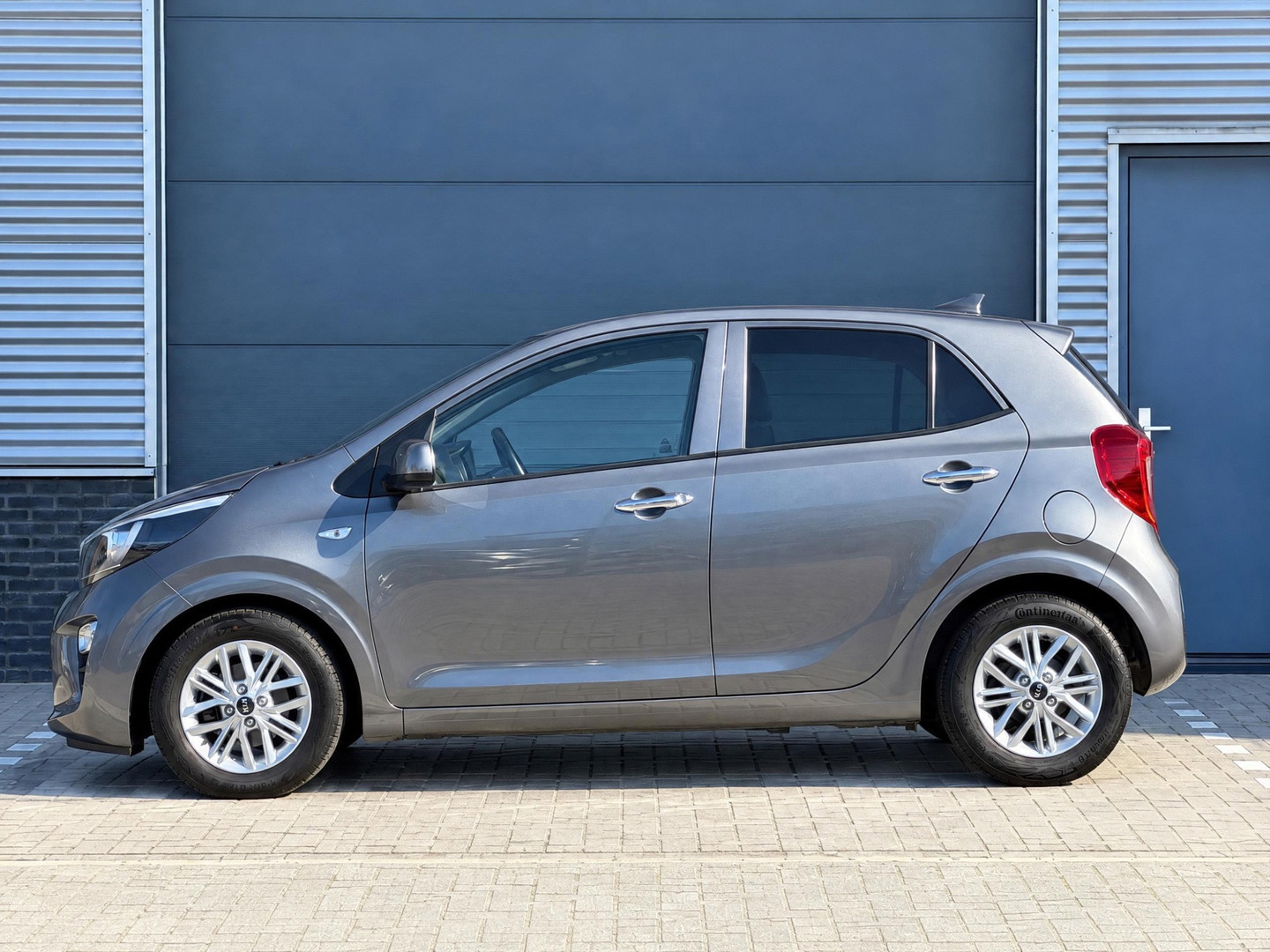 Kia