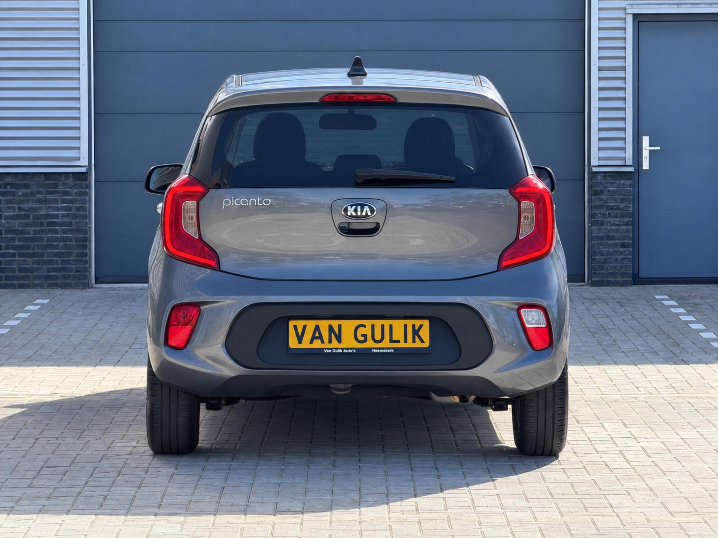 Kia