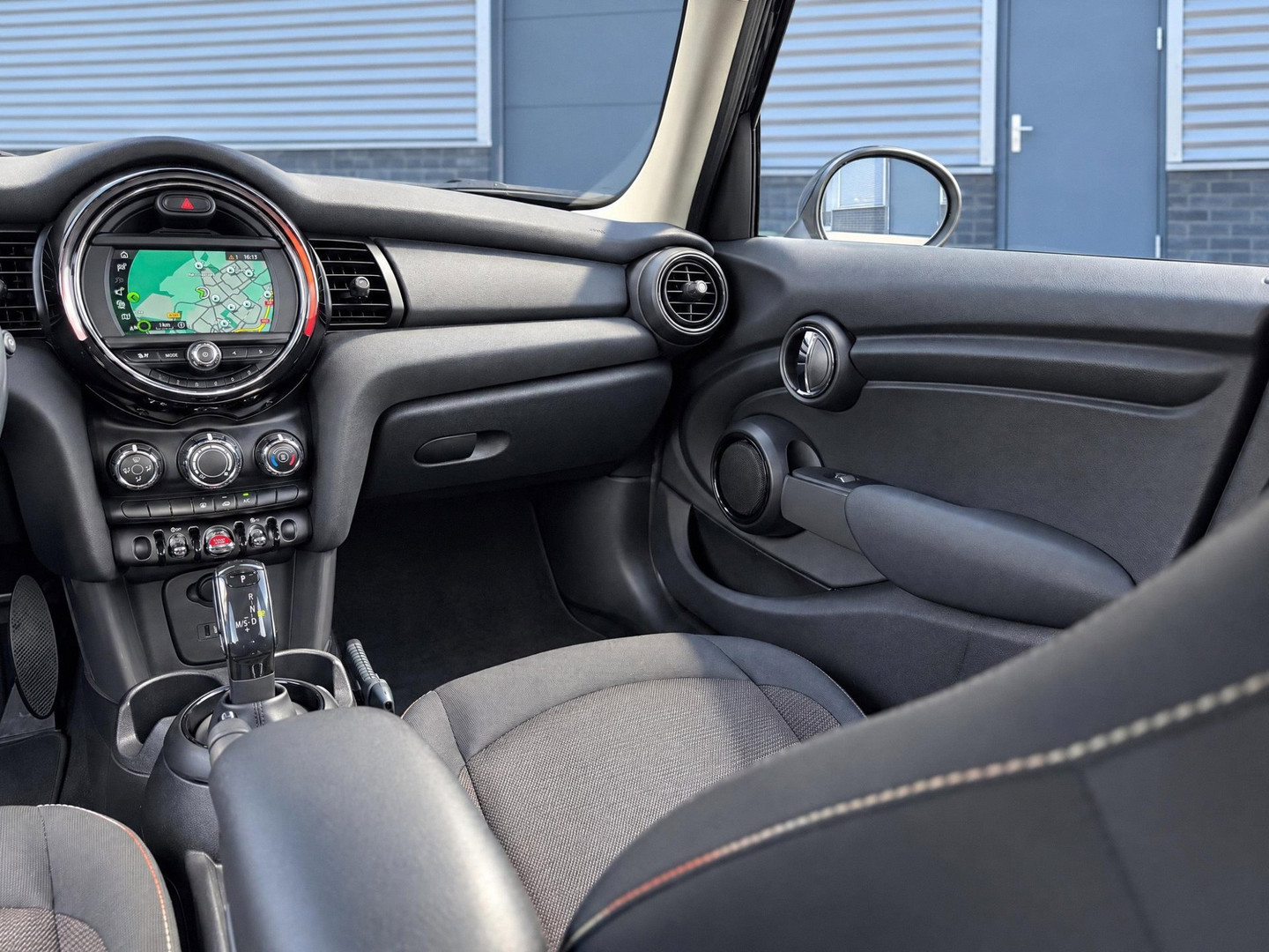 MINI