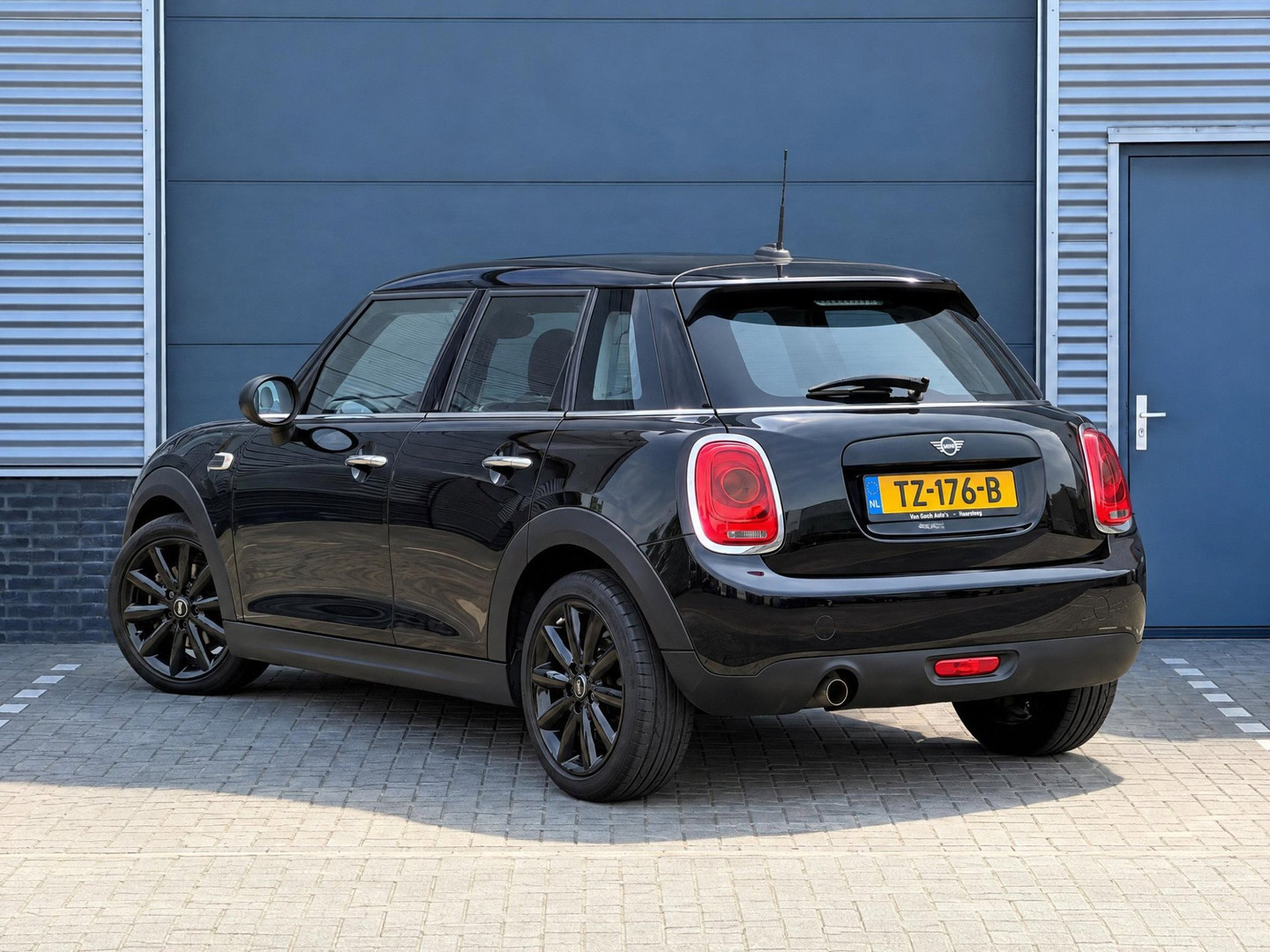 MINI