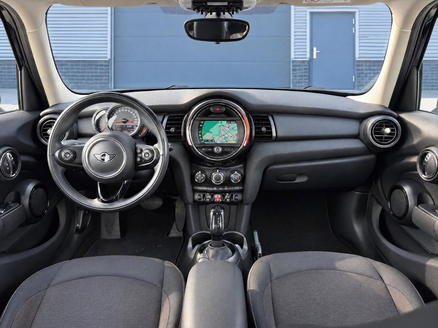 MINI