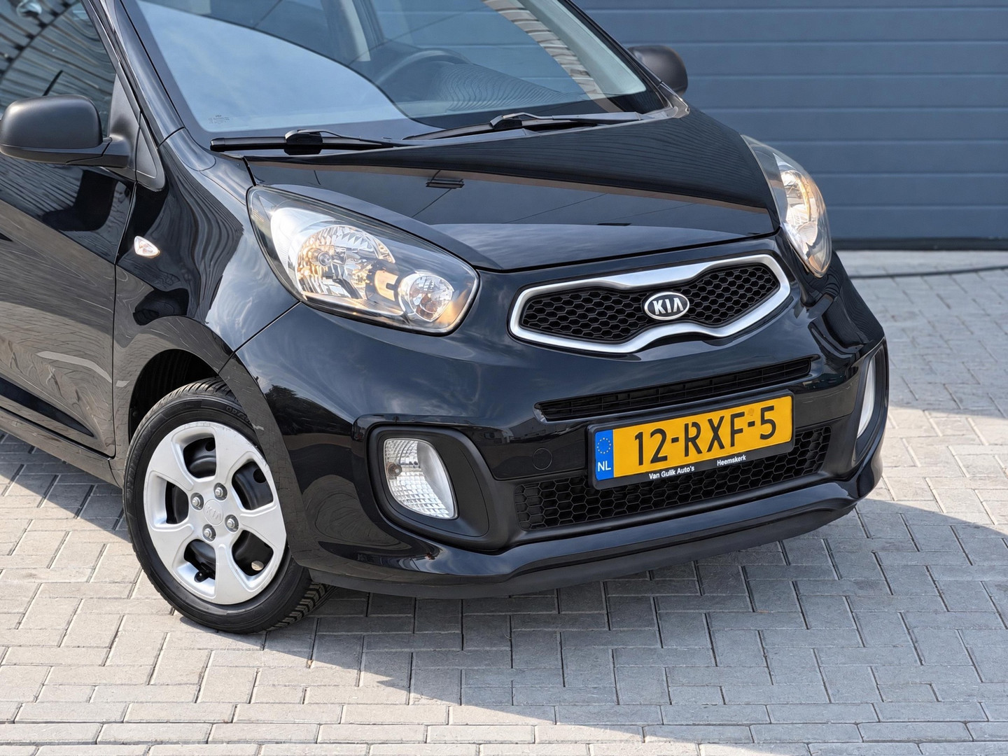 Kia