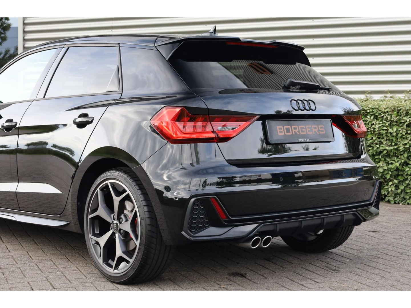 Audi