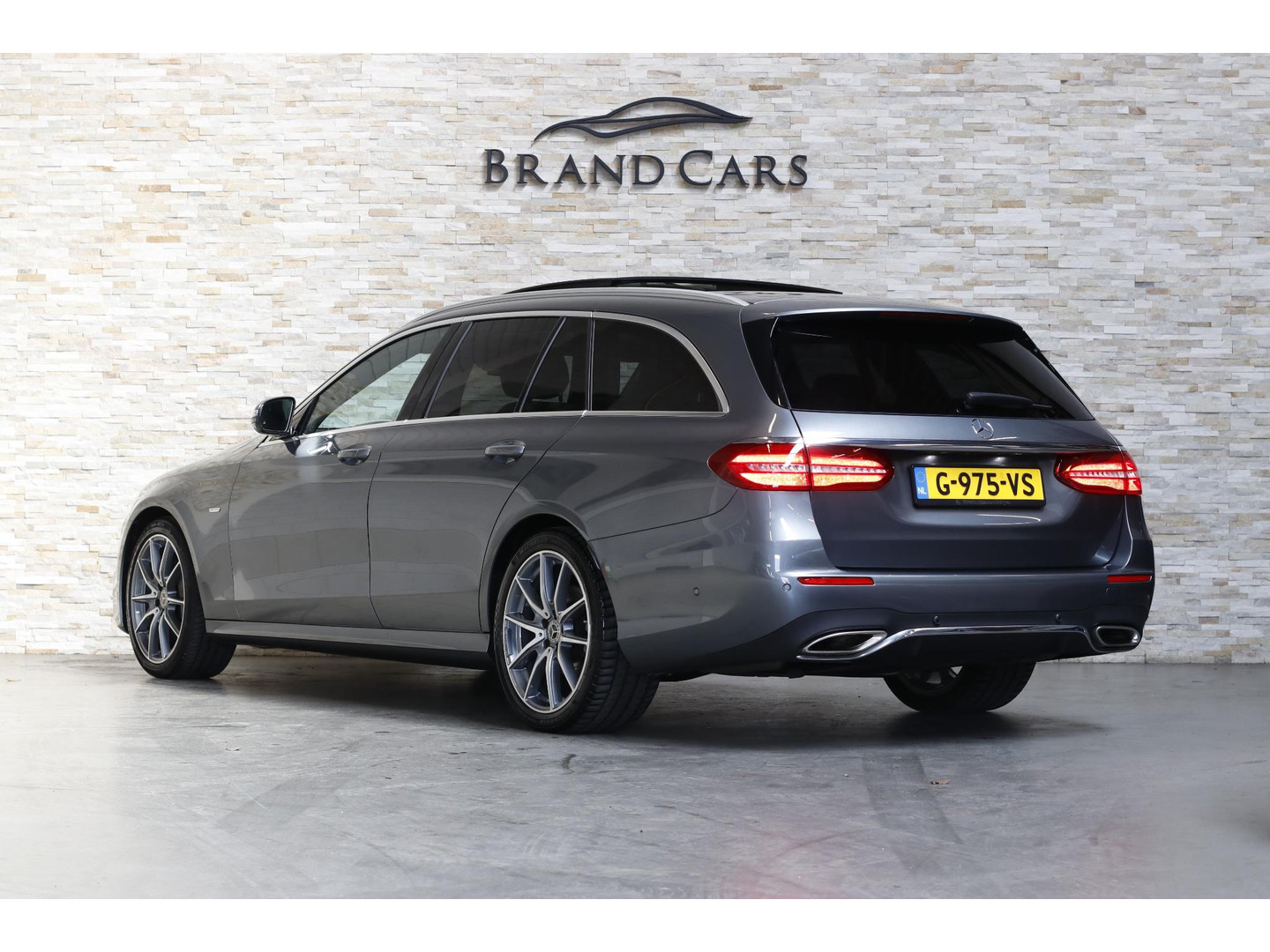Mercedes-Benz Mercedes-Benz